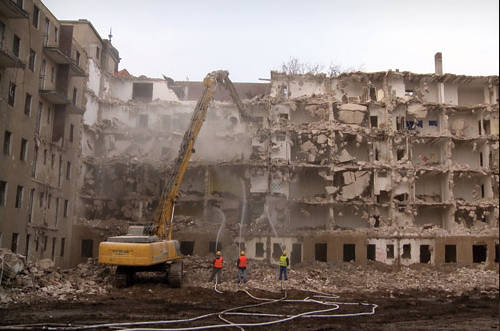 FireShot Capture 168 - BABYLON in Berlin - Die Stadt als Beute – Mietendeckel_ Lösung oder P_ - babylonberlin.eu