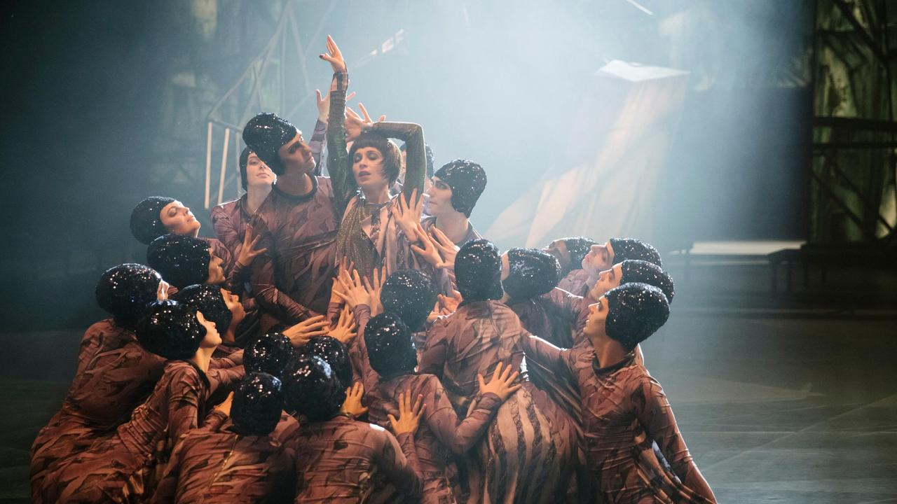 2020-10-10 Babylon Berlin Folge 17 Staffel 3 Folge 1 Foto 2