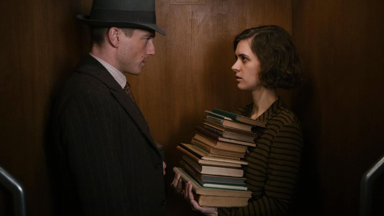 2020-10-10 Babylon Berlin Folge 17 Staffel 3 Folge 1 Foto 4